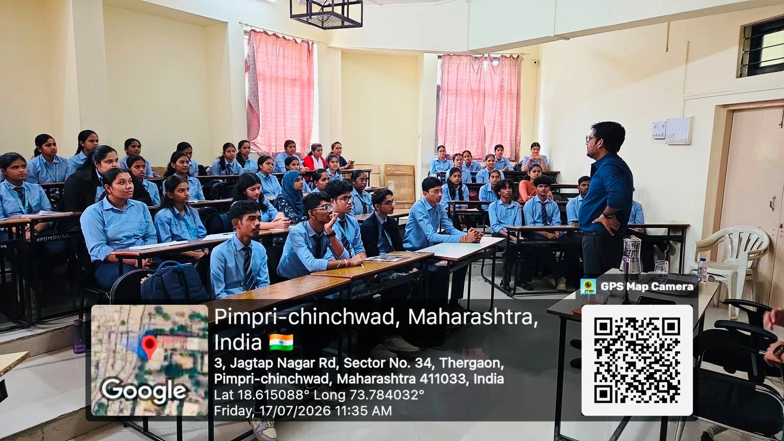 Students attending Artificial Intelligence Guest Lecture