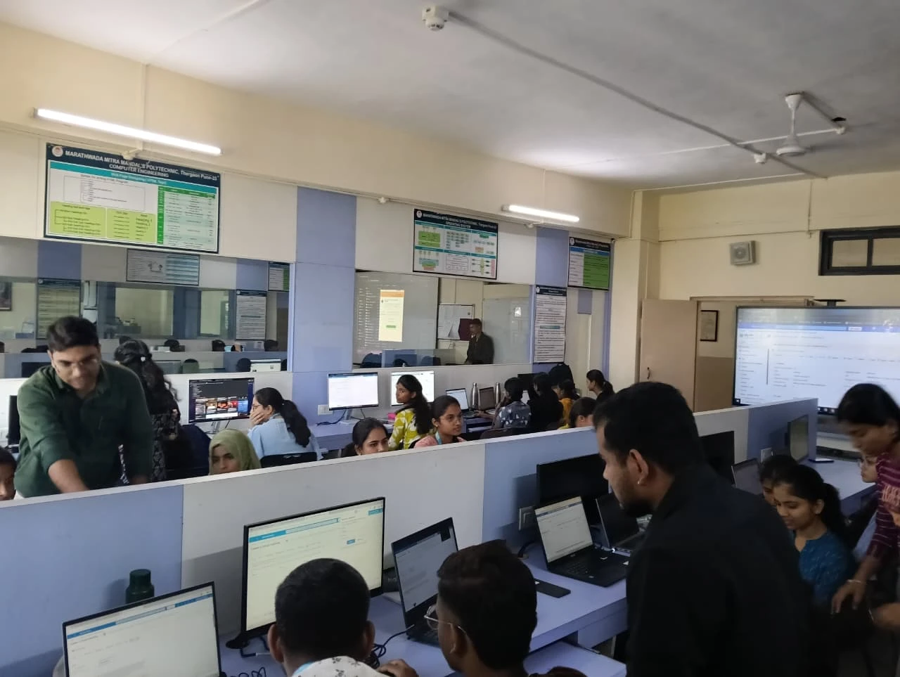 Cloud Workshop Photo 3