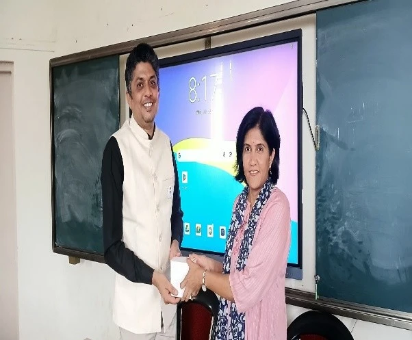 Machine Learning Guest Lecture by Mr Tushar Kute at MM Polytechnic Pune