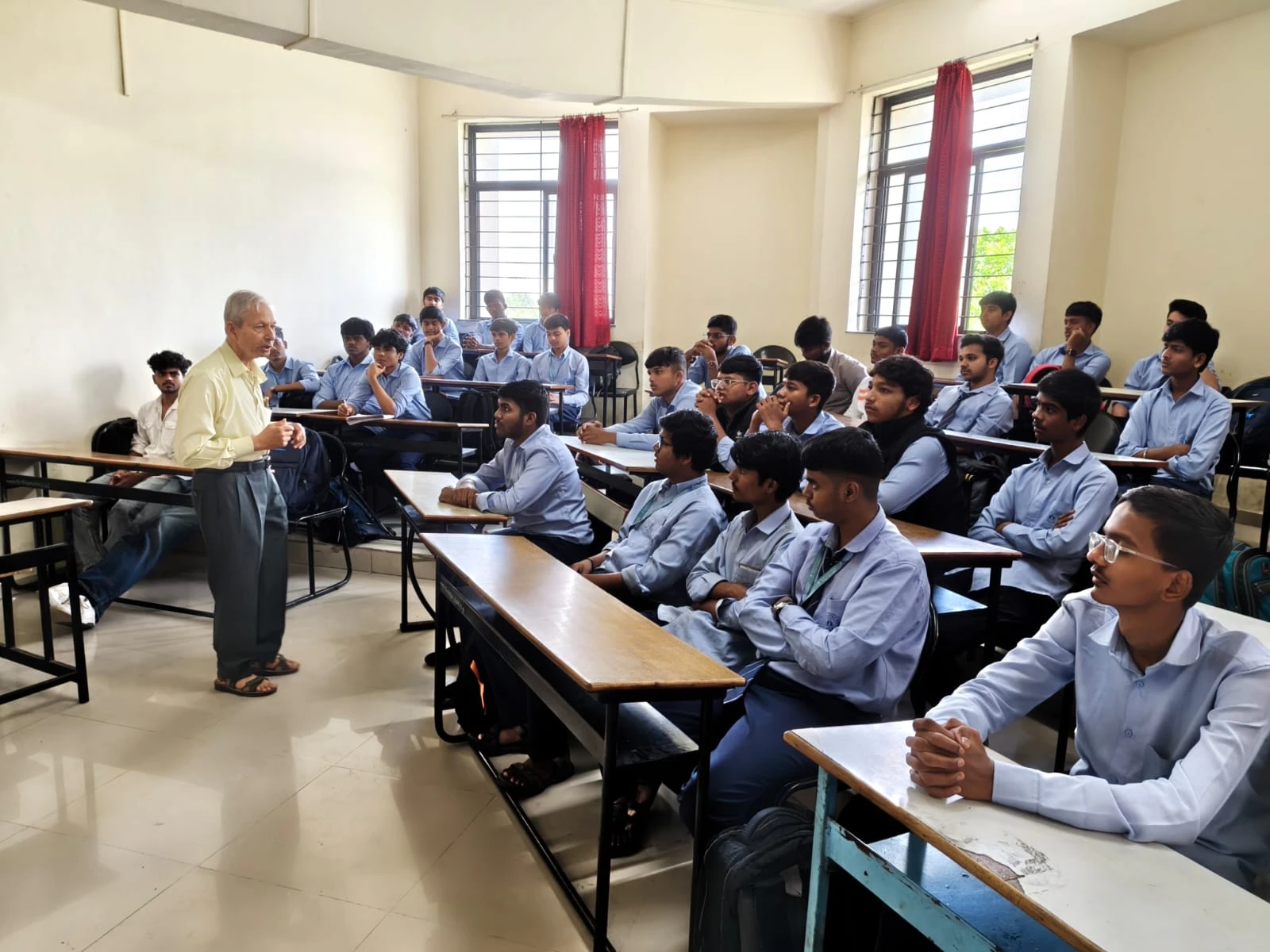 Mechanical Engineering students attending Thermal Power Plant guest lecture